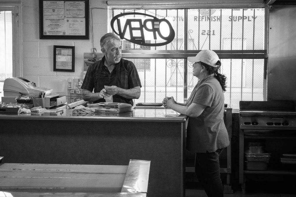 La Colonial Tortilla factory | restaurant | 212 N Copia St, El Paso, TX 79905, USA | 9155339691 OR +1 915-533-9691