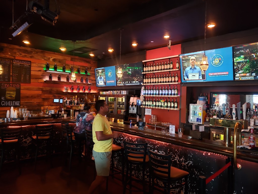 Third Street Tavern | restaurant | 1110 N Old World 3rd St, Milwaukee, WI 53203, USA | 4148978137 OR +1 414-897-8137