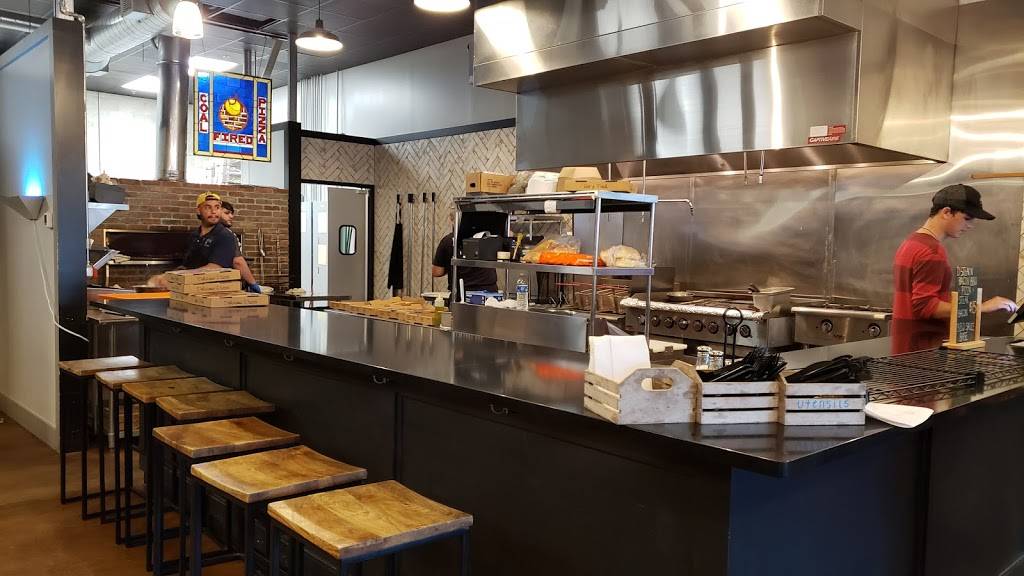 Michaels Ali Coal Fired Pizza Clermont | restaurant | 790 W Minneola Ave, Clermont, FL 34711, USA | 3522273512 OR +1 352-227-3512