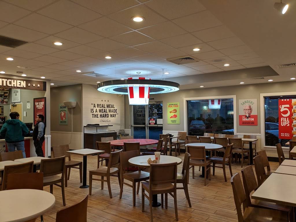 Taco Bell | meal takeaway | 2834 Boyer St, Charlotte, NC 28208, USA | 7046978002 OR +1 704-697-8002