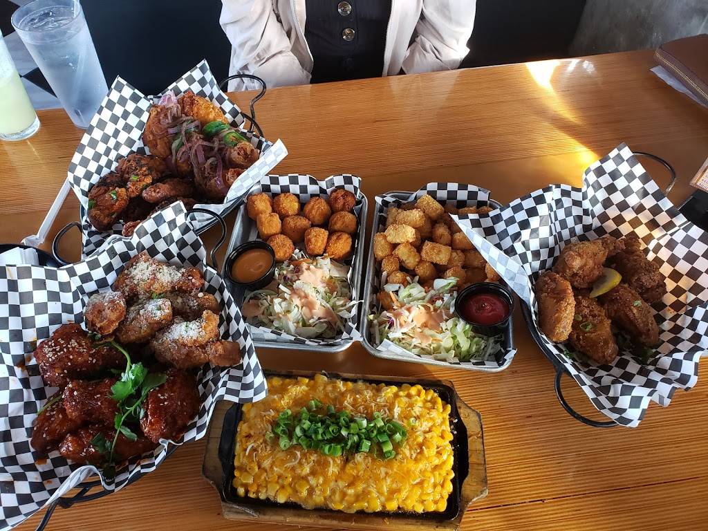 Cross Street Chicken and Beer | restaurant | 4403 Convoy St, San Diego, CA 92111, USA | 8584306001 OR +1 858-430-6001