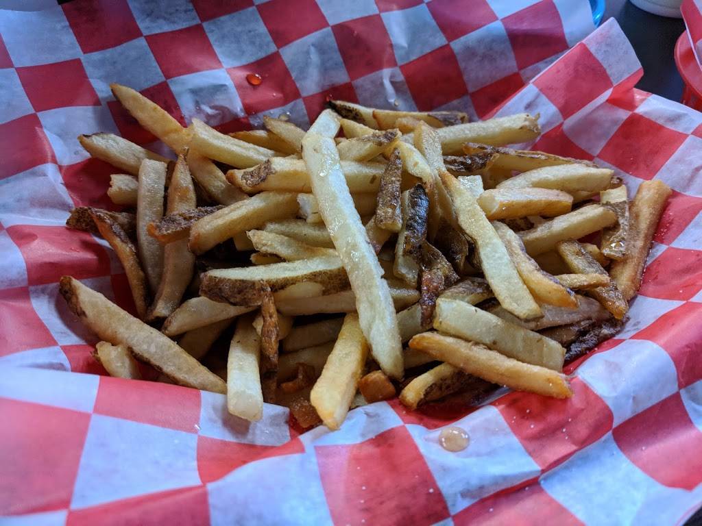 Benchwarmers Restaurant and Delivery | meal delivery | 105 Allen St, Tiffin, OH 44883, USA | 5672689268 OR +1 567-268-9268