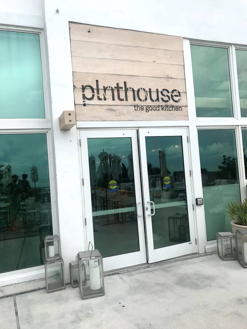 Plnthouse | restaurant | 2341 Collins Ave 6th floor, Miami Beach, FL 33139, USA | 3056046881 OR +1 305-604-6881