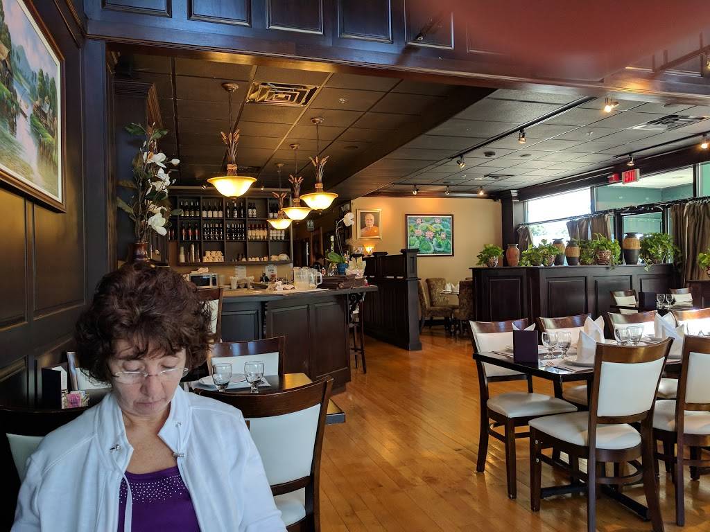 Bangkok Thai Cuisine | restaurant | 20 Independence Dr, Hyannis, MA 02601, USA | 5087711338 OR +1 508-771-1338