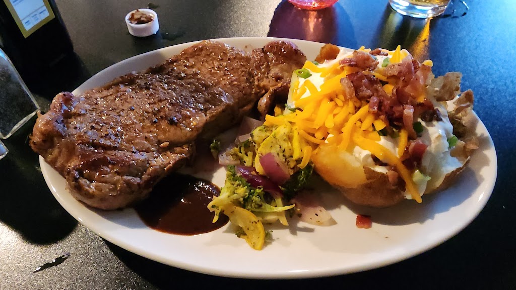 The Ridge | restaurant | 7360 OR-238, Jacksonville, OR 97530, USA | 5417022320 OR +1 541-702-2320