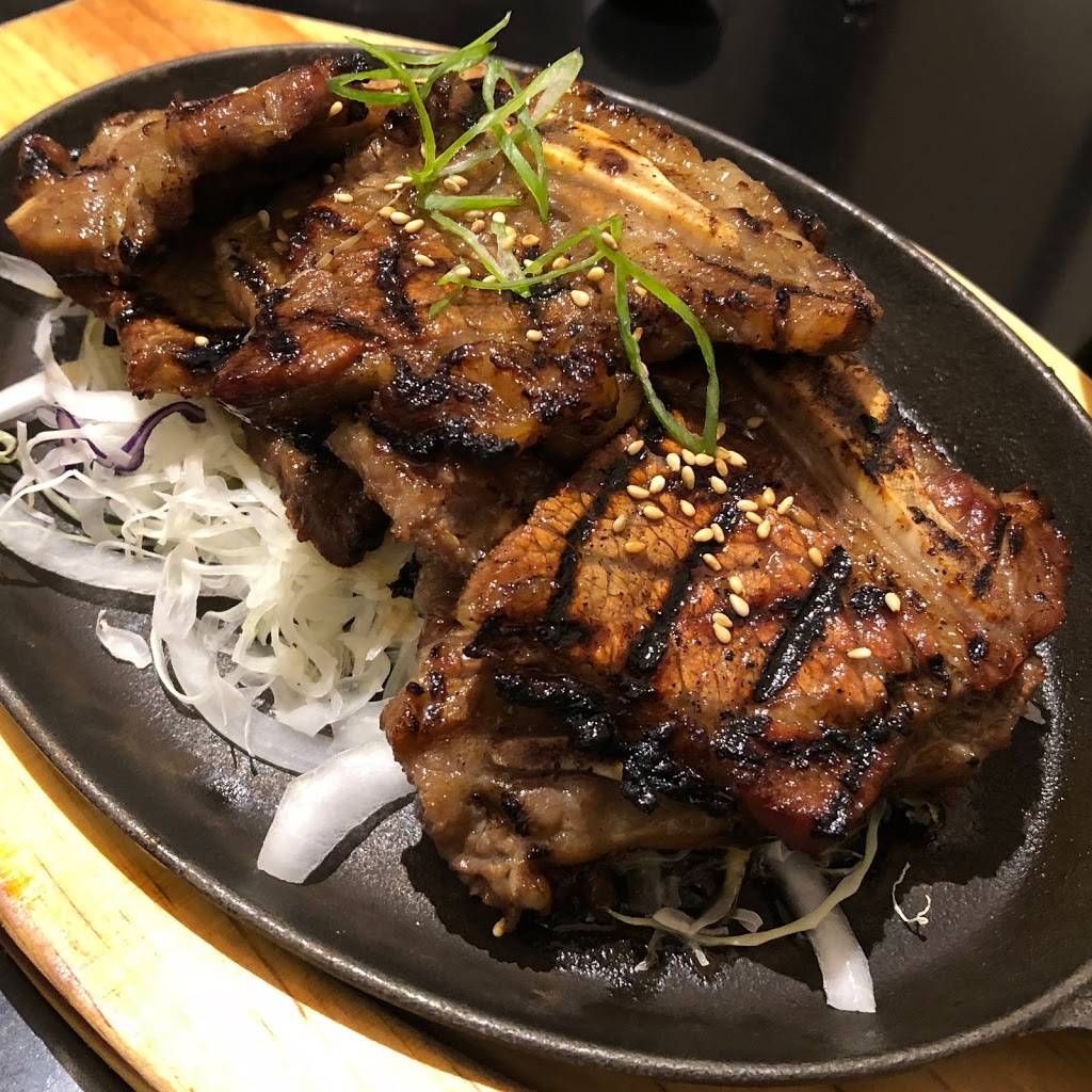 Sikgaek Korean Restaurant and Bar | restaurant | 800 Dundas St E unit A1, Mississauga, ON L4Y 2B6, Canada | 6478471030 OR +1 647-847-1030