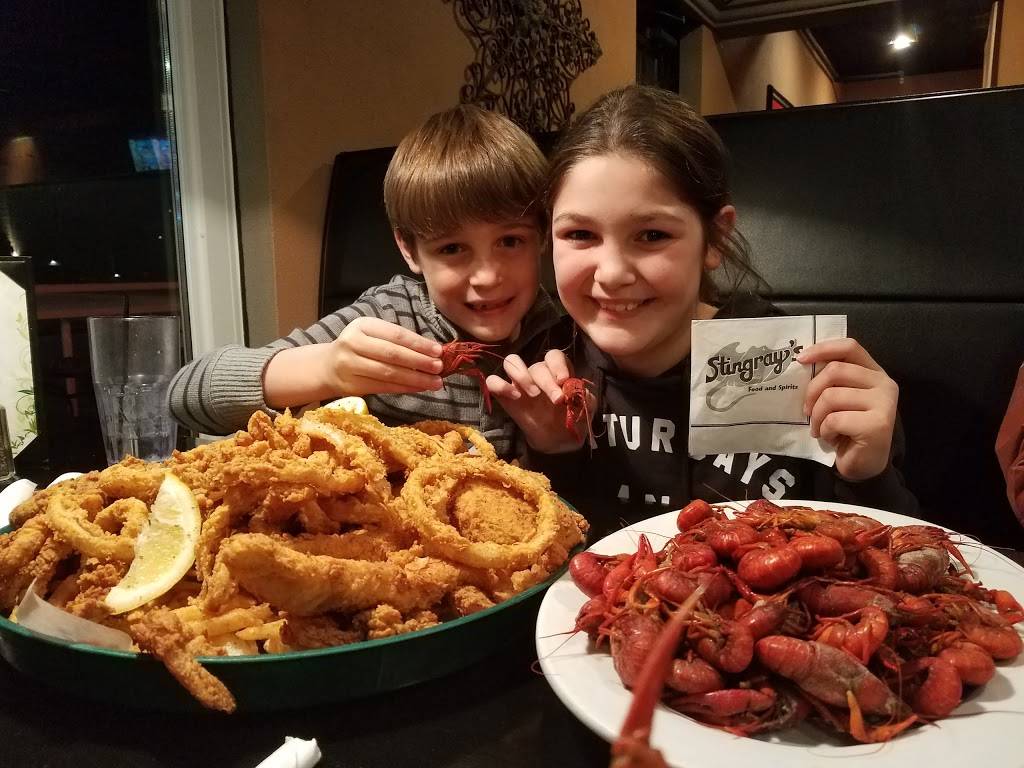 Stingrays Grill & Bar | restaurant | 1303 W Esplanade Ave, Kenner, LA 70065, USA | 5044434040 OR +1 504-443-4040