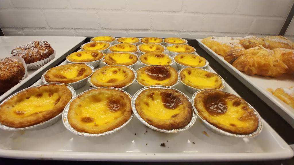 85C Bakery Cafe - Valencia | bakery | 24455 Magic Mountain Pkwy, Santa Clarita, CA 91355, USA | 6612558585 OR +1 661-255-8585