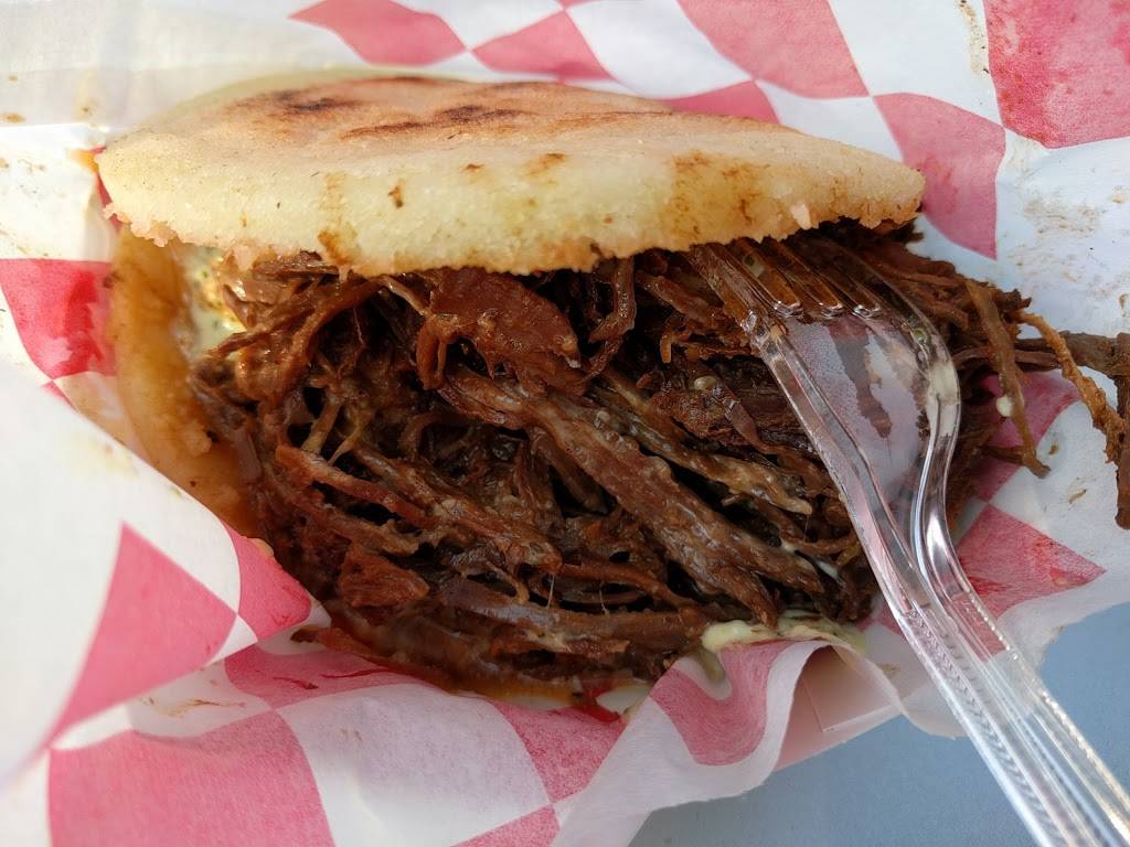 Sammy Arepas | restaurant | 3220 Lakeshore Dr, St Joseph, MI 49085, USA | 3319038708 OR +1 331-903-8708