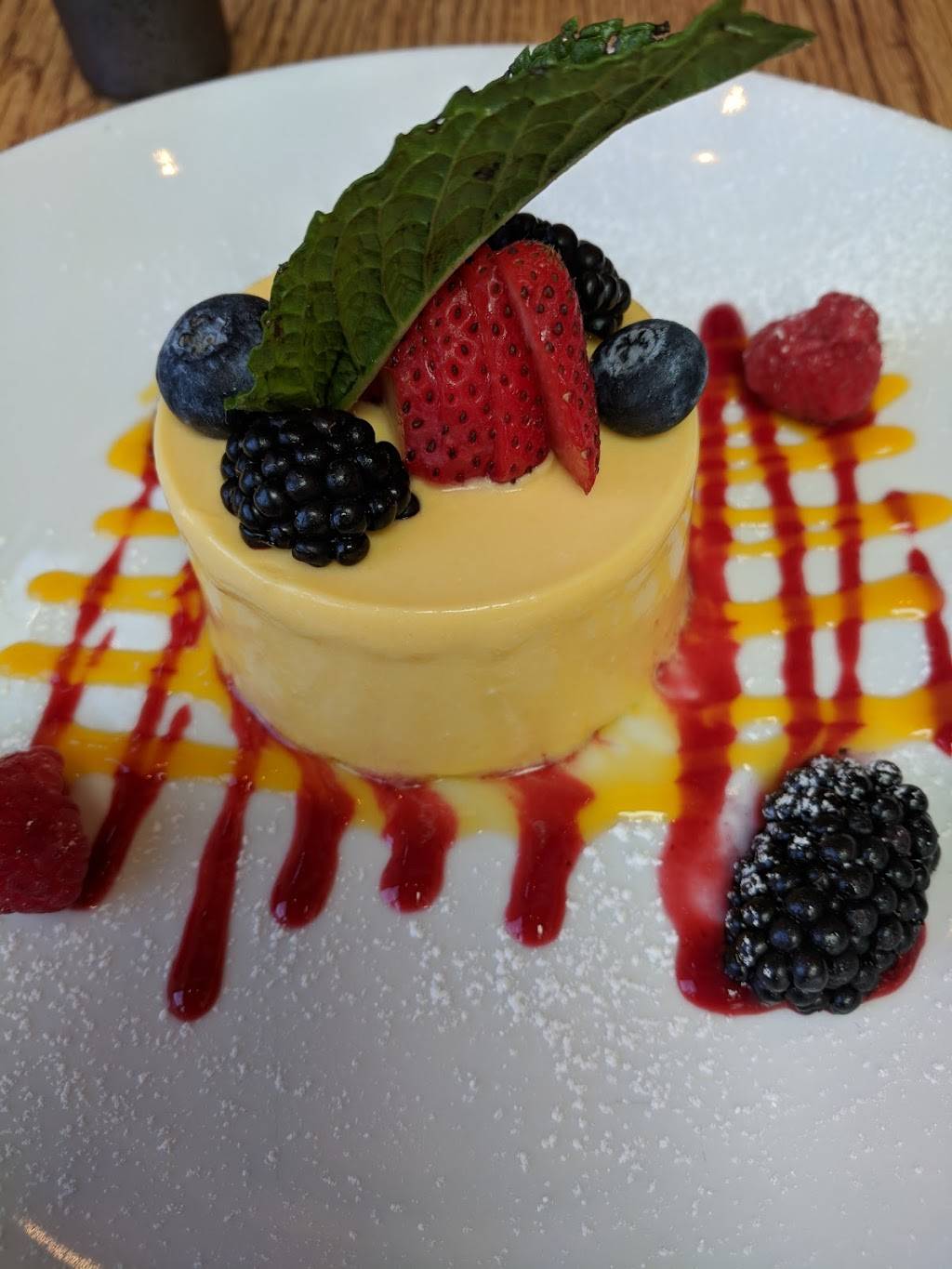 Sushi Roku Newport Beach | restaurant | 327 Newport Center Dr, Newport Beach, CA 92660, USA | 9497063622 OR +1 949-706-3622