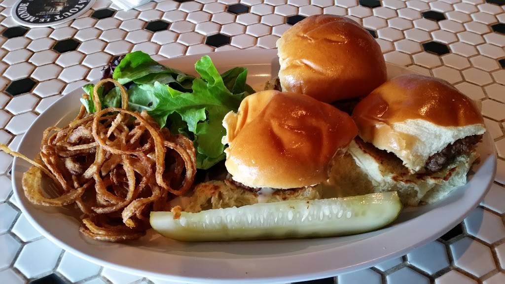 Craftys Taproom | restaurant | 3332 Grant Ave, Philadelphia, PA 19114, USA | 2159691892 OR +1 215-969-1892