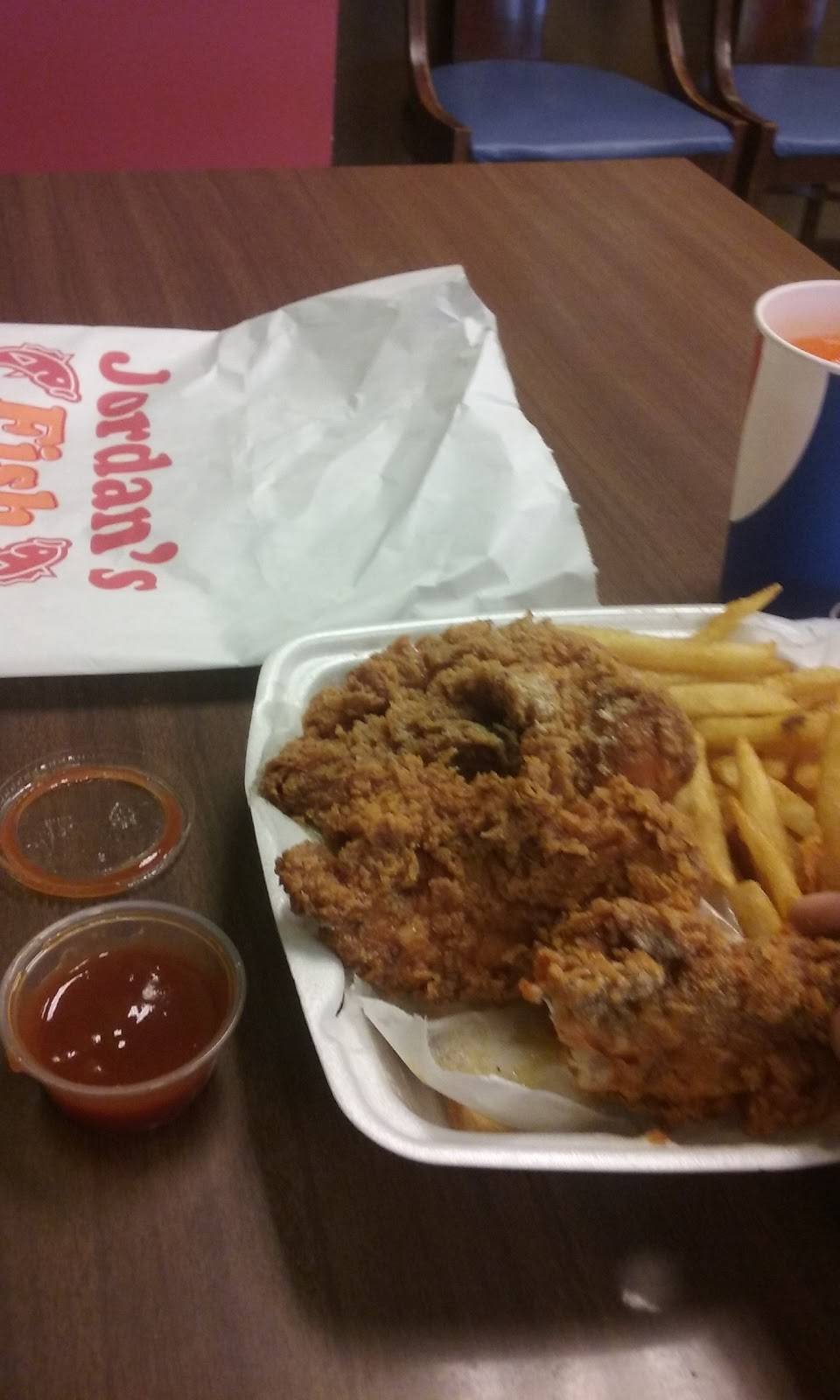 Jordans Fish, Chicken & Gyros | meal takeaway | 7534 Shadeland Ave, Indianapolis, IN 46250, USA | 3175791400 OR +1 317-579-1400