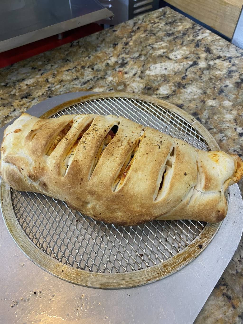 Wabash pizzeria and ice cream company | restaurant | 217 N Wabash Ave, Lakeland, FL 33815, USA | 8639373773 OR +1 863-937-3773