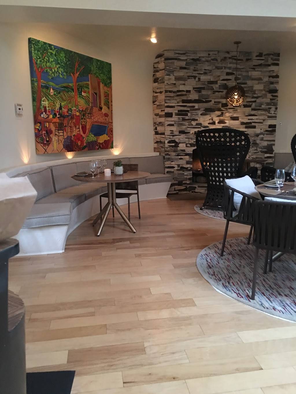 Essense | restaurant | 67425 Two Bunch Palms Trail, Desert Hot Springs, CA 92240, USA | 7603298791 OR +1 760-329-8791