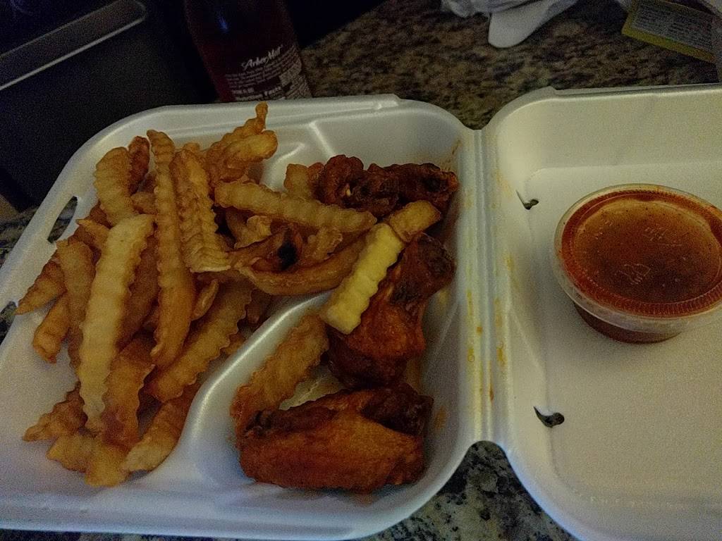 Corners Wings Cafe | restaurant | 3330 Peachtree Corners Cir F, Norcross, GA 30092, USA | 7704171010 OR +1 770-417-1010