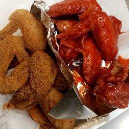 Wingz it iz Alsip | restaurant | 5043 W 111th St, Alsip, IL 60803, USA | 7085059699 OR +1 708-505-9699