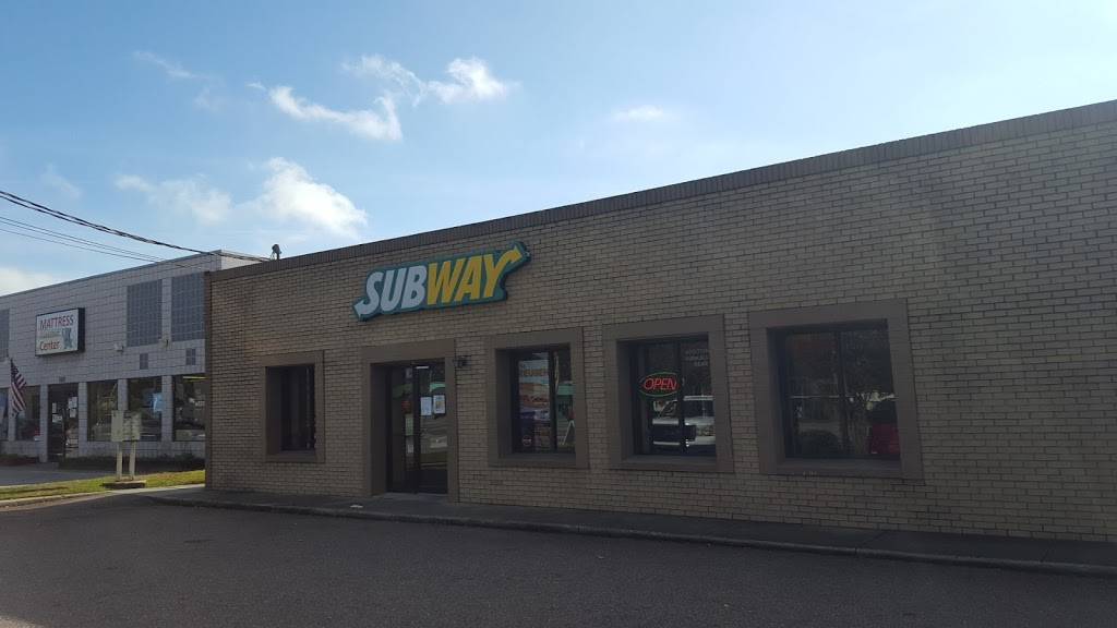 Subway | restaurant | 3369-A Ashley Phosphate Rd, North Charleston, SC 29418, USA | 8435525599 OR +1 843-552-5599