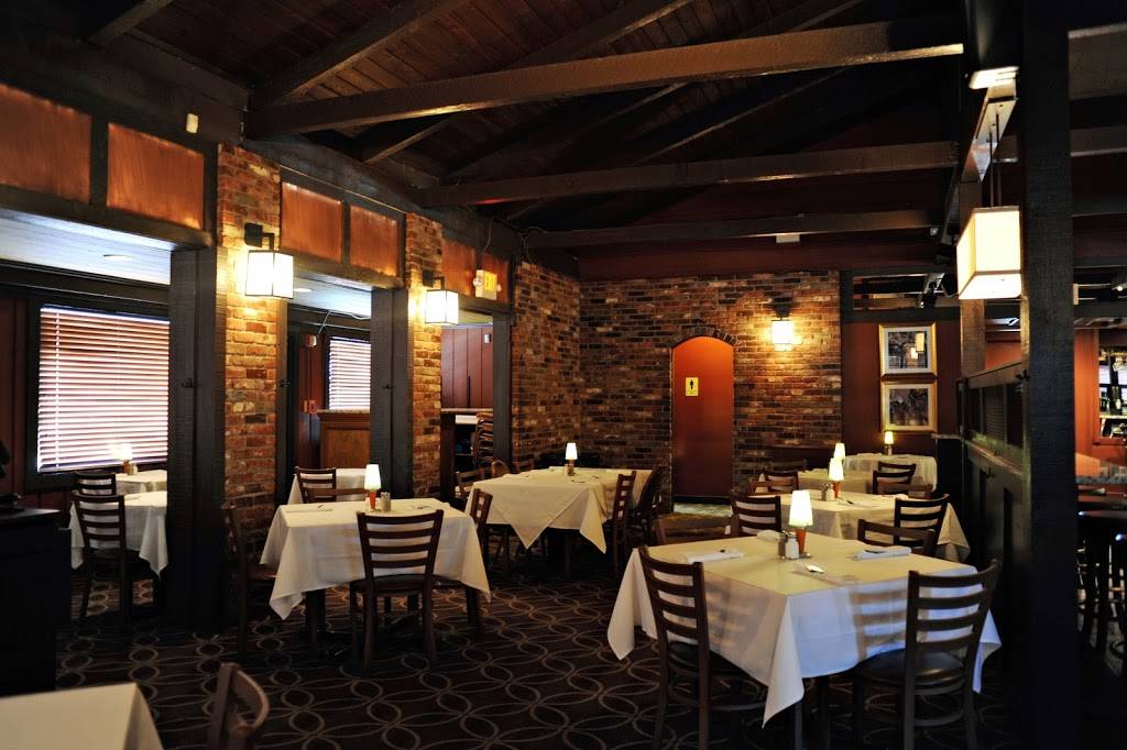 Chardonnays Restaurant | restaurant | 393 Taunton Ave, Seekonk, MA 02771, USA | 5083360967 OR +1 508-336-0967