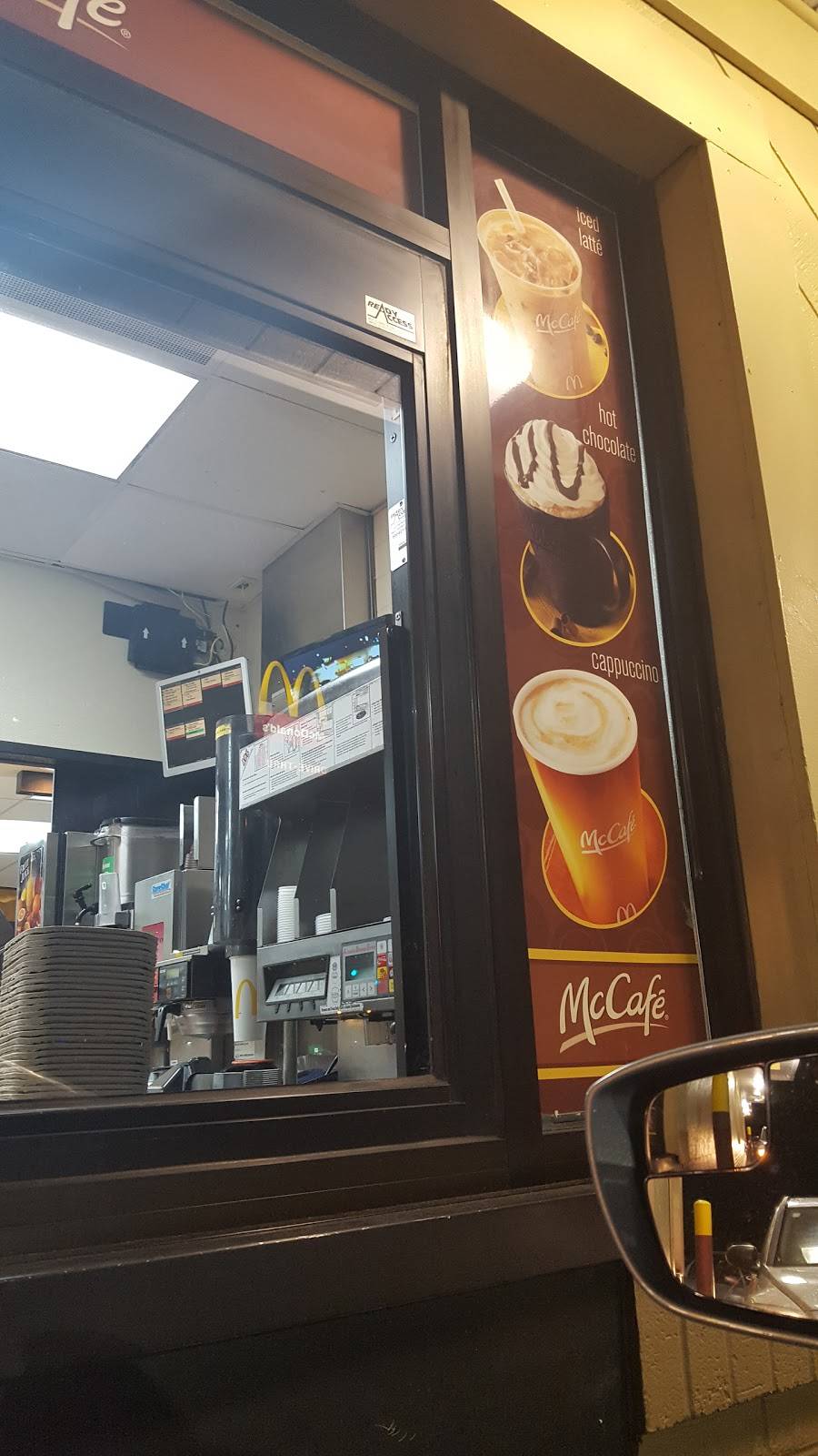 McDonalds | cafe | 1424 Forrest Ave, Dover, DE 19901, USA | 3026742095 OR +1 302-674-2095