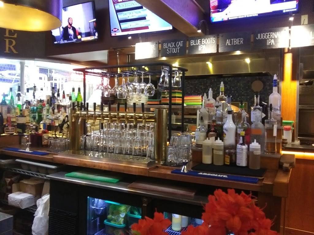 Northampton Brewery | restaurant | 11 Brewster Ct, Northampton, MA 01060, USA | 4135849903 OR +1 413-584-9903