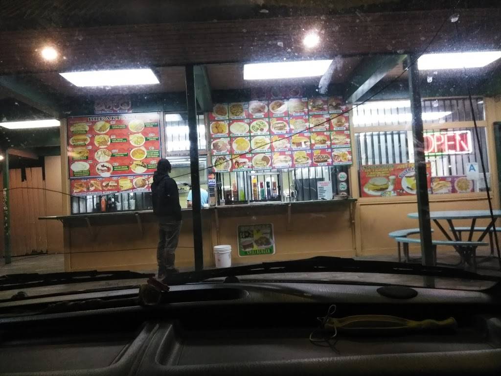 Toms Number 5 Chiliburgers | restaurant | 4497 Pico Blvd, Los Angeles, CA 90019, USA | 3239372489 OR +1 323-937-2489