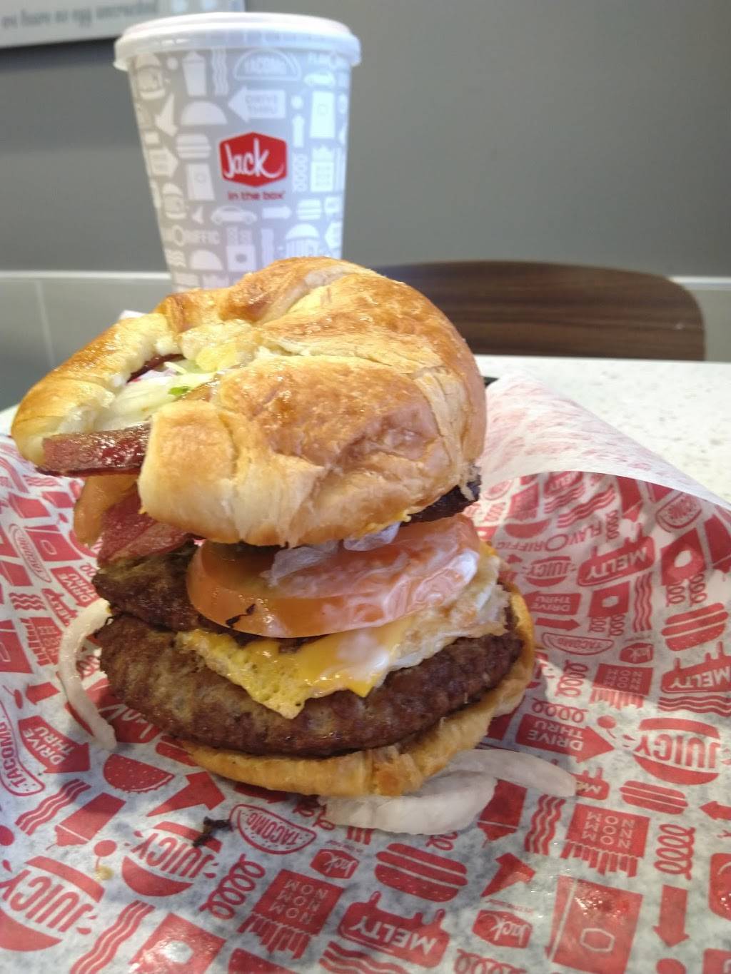 Jack in the Box | restaurant | 340 15th St NE, Auburn, WA 98002, USA | 2539396860 OR +1 253-939-6860