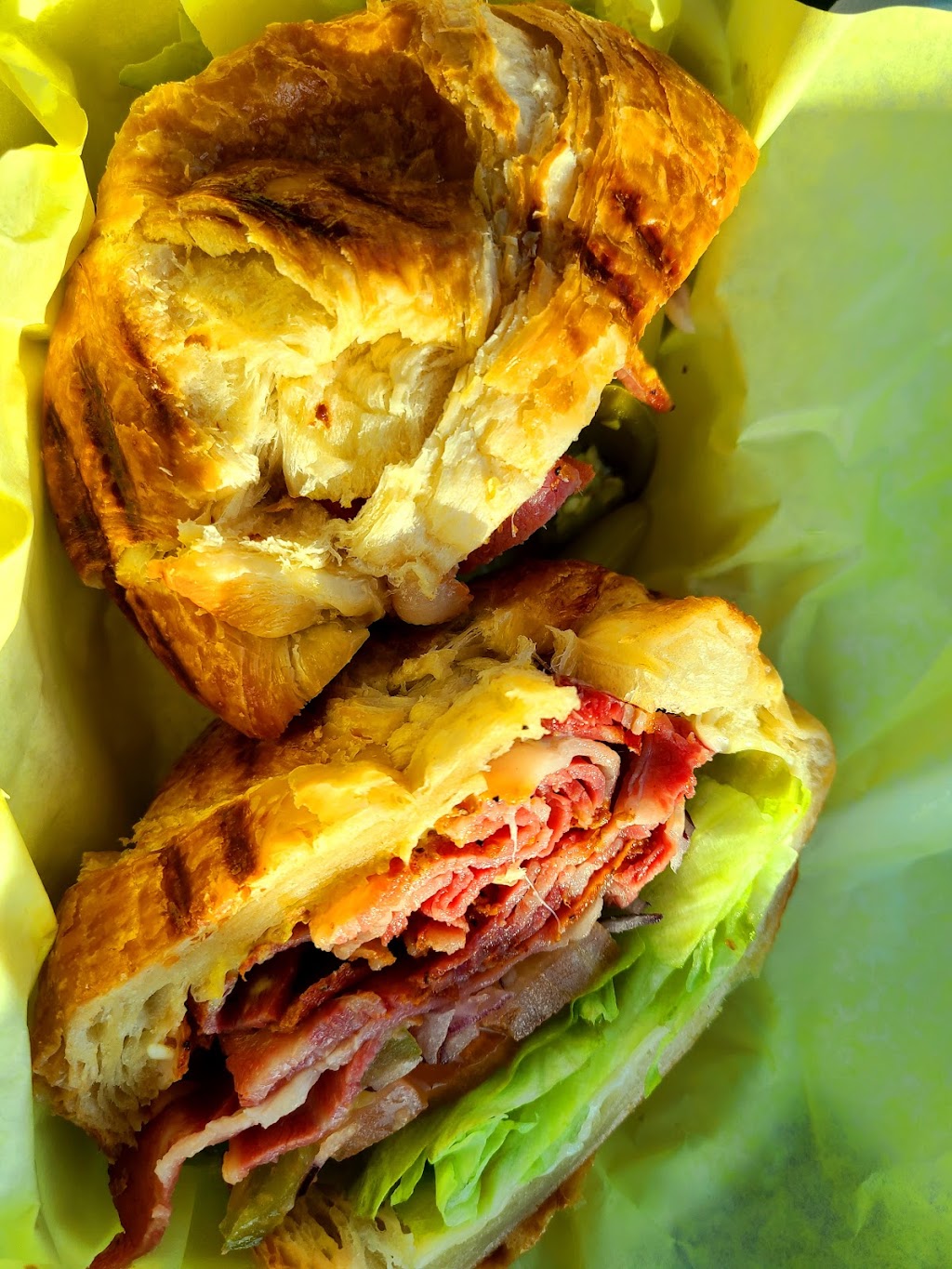 Rainbow Donuts | bakery | 1242 W Redondo Beach Blvd, Gardena, CA 90247, USA | 3107191625 OR +1 310-719-1625