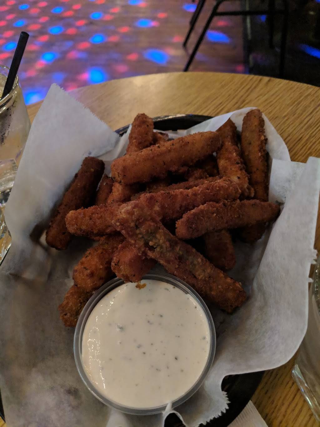 Rio Vista Inn | night club | 200 S Rio Vista St, Anaheim, CA 92806, USA | 7146320045 OR +1 714-632-0045