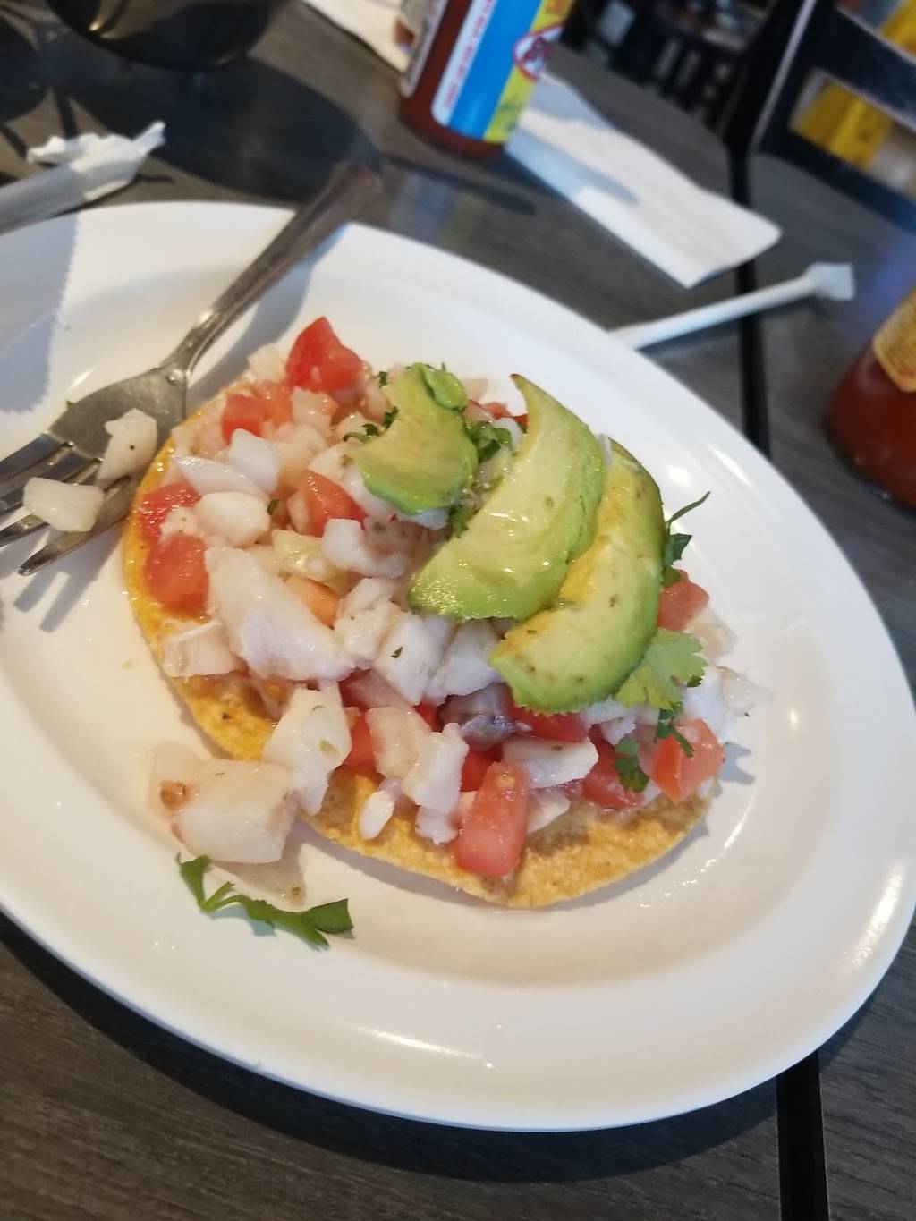 Mariscos El Amigo | restaurant | 2184 W Lake St, Hanover Park, IL 60133, USA | 6307369694 OR +1 630-736-9694