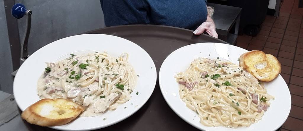 Triple R BBQ Alabama | restaurant | 2940 Veteran Drive, AL-35, Scottsboro, AL 35769, USA | 2569990068 OR +1 256-999-0068