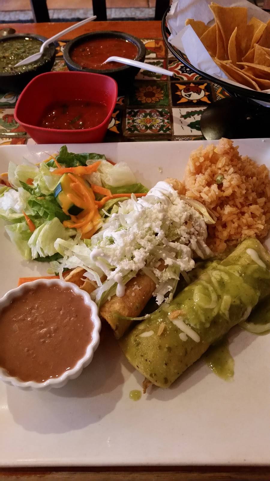 La Herradura | restaurant | 563 Main St, New Rochelle, NY 10801, USA | 9142352055 OR +1 914-235-2055