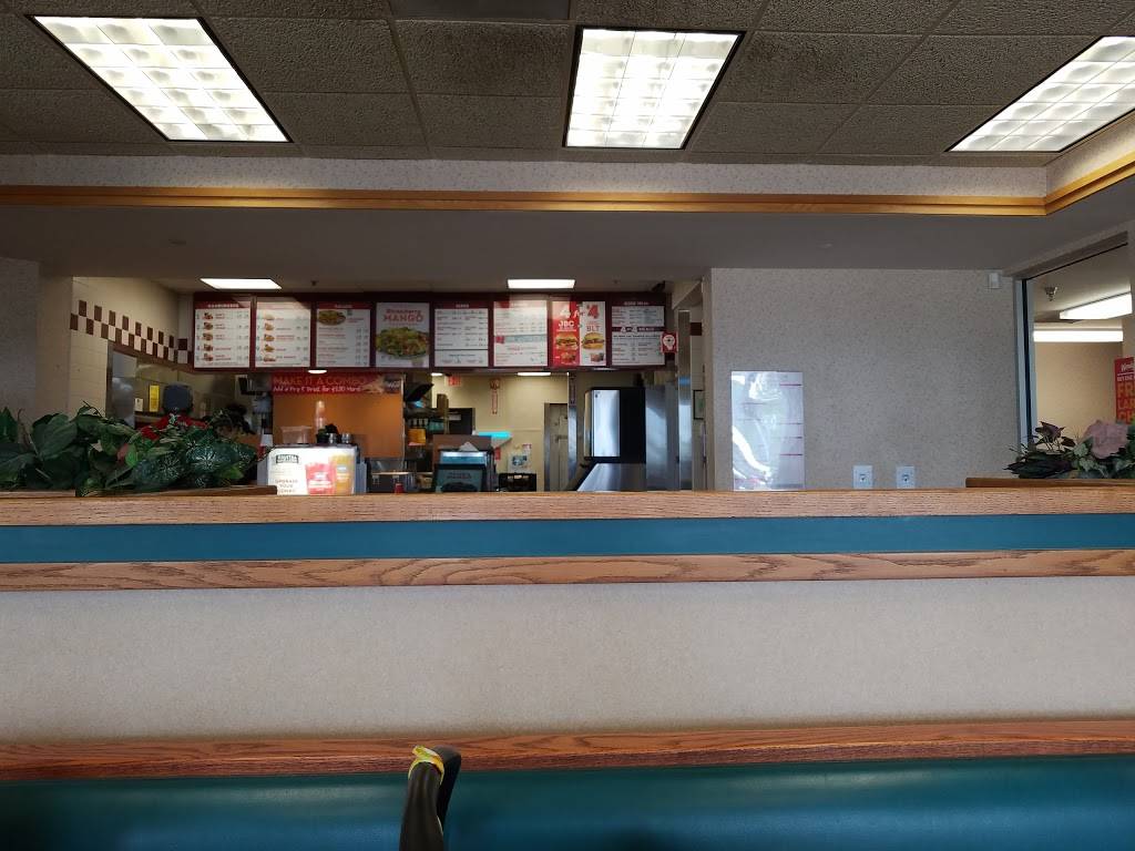 Wendys | restaurant | 5960 Alpine Ave NW, Comstock Park, MI 49321, USA | 6166472182 OR +1 616-647-2182