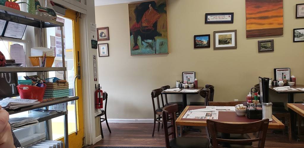 Southgate Family Restaurant LLC | restaurant | 25 Centre St, Bath, ME 04530, USA | 2074432525 OR +1 207-443-2525