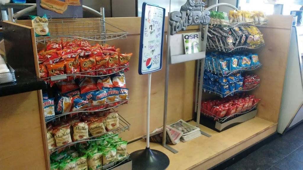 Larrys Giant Subs | restaurant | 7800 Rivers Ave Suite 1070, North Charleston, SC 29406, USA | 8435534005 OR +1 843-553-4005