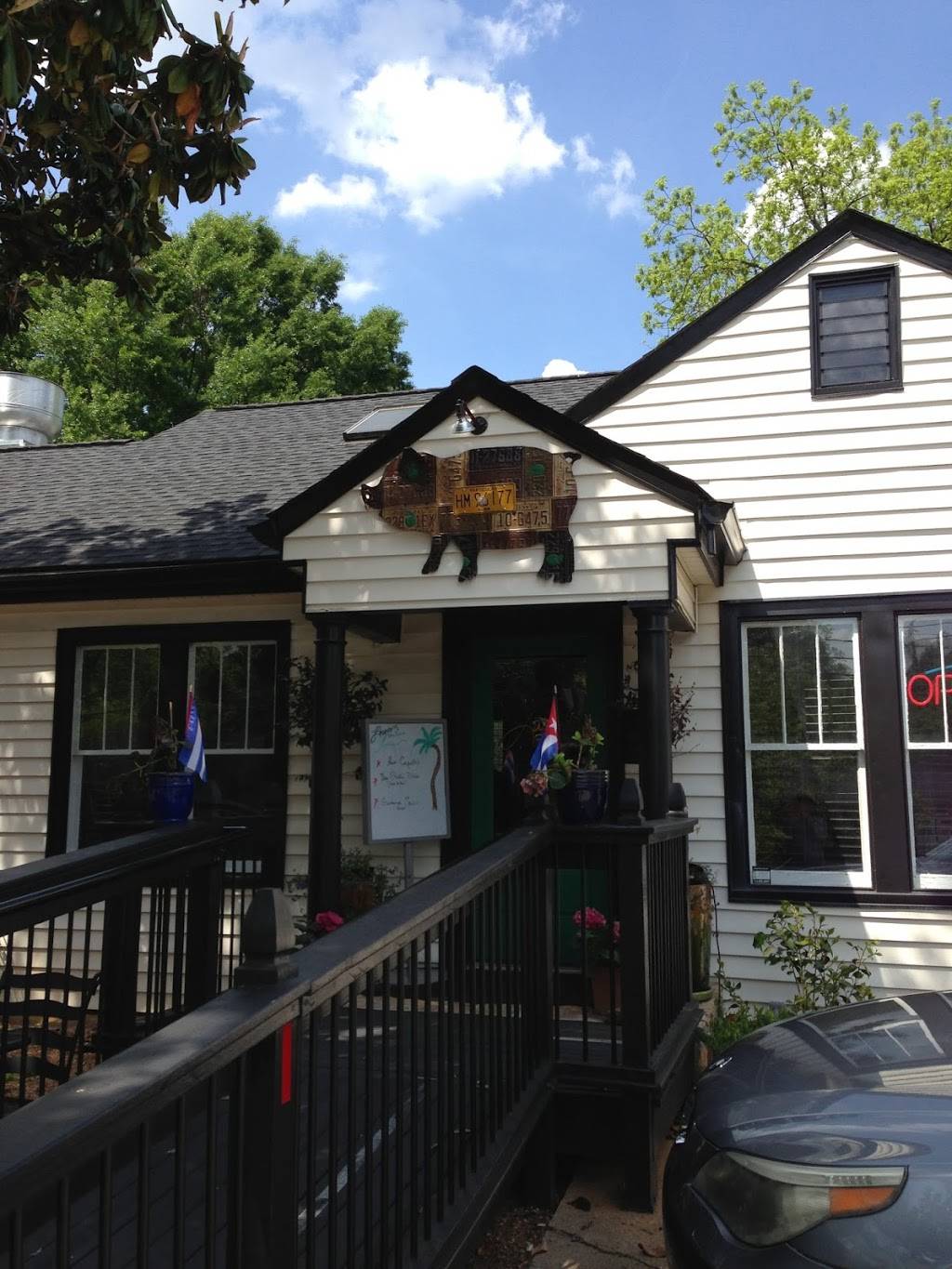 Lazaros Cuban Cuisine | restaurant | 25 Woodstock Rd, Roswell, GA 30075, USA | 6782779661 OR +1 678-277-9661