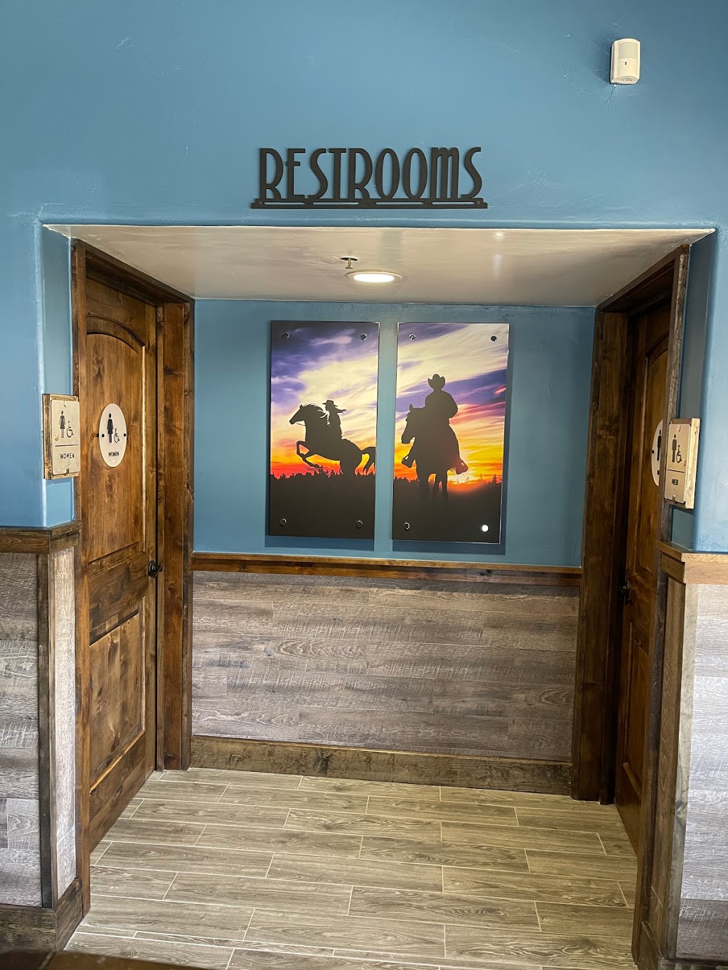 Country Waffles | restaurant | 15900 Monterey Rd, Morgan Hill, CA 95037, USA | 4082703900 OR +1 408-270-3900