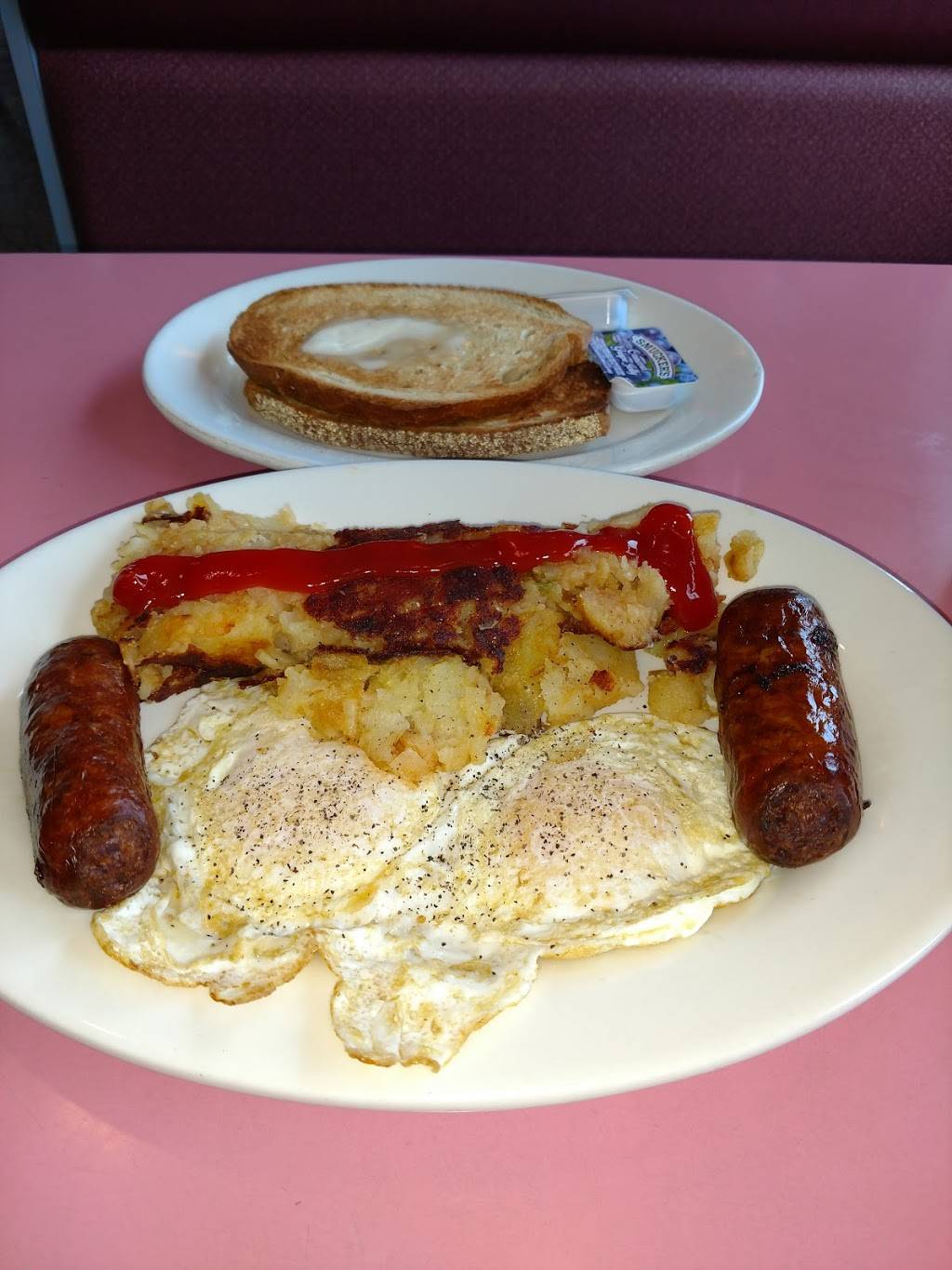 Glendale Diner | restaurant | 71-08 Myrtle Ave, Glendale, NY 11385, USA | 7183668846 OR +1 718-366-8846