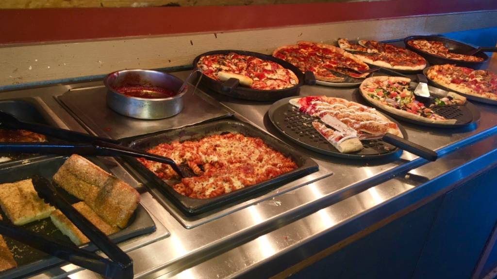 Pizza Hut | restaurant | 1133 N Clinton St, Defiance, OH 43512, USA | 4197828307 OR +1 419-782-8307