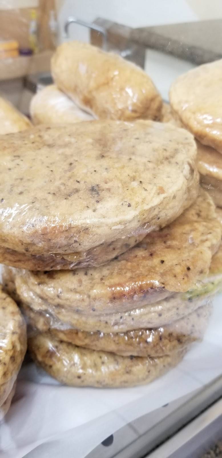 Duc Huong Gio Cha | restaurant | 3347 W Walnut St, Garland, TX 75042, USA | 9724083359 OR +1 972-408-3359