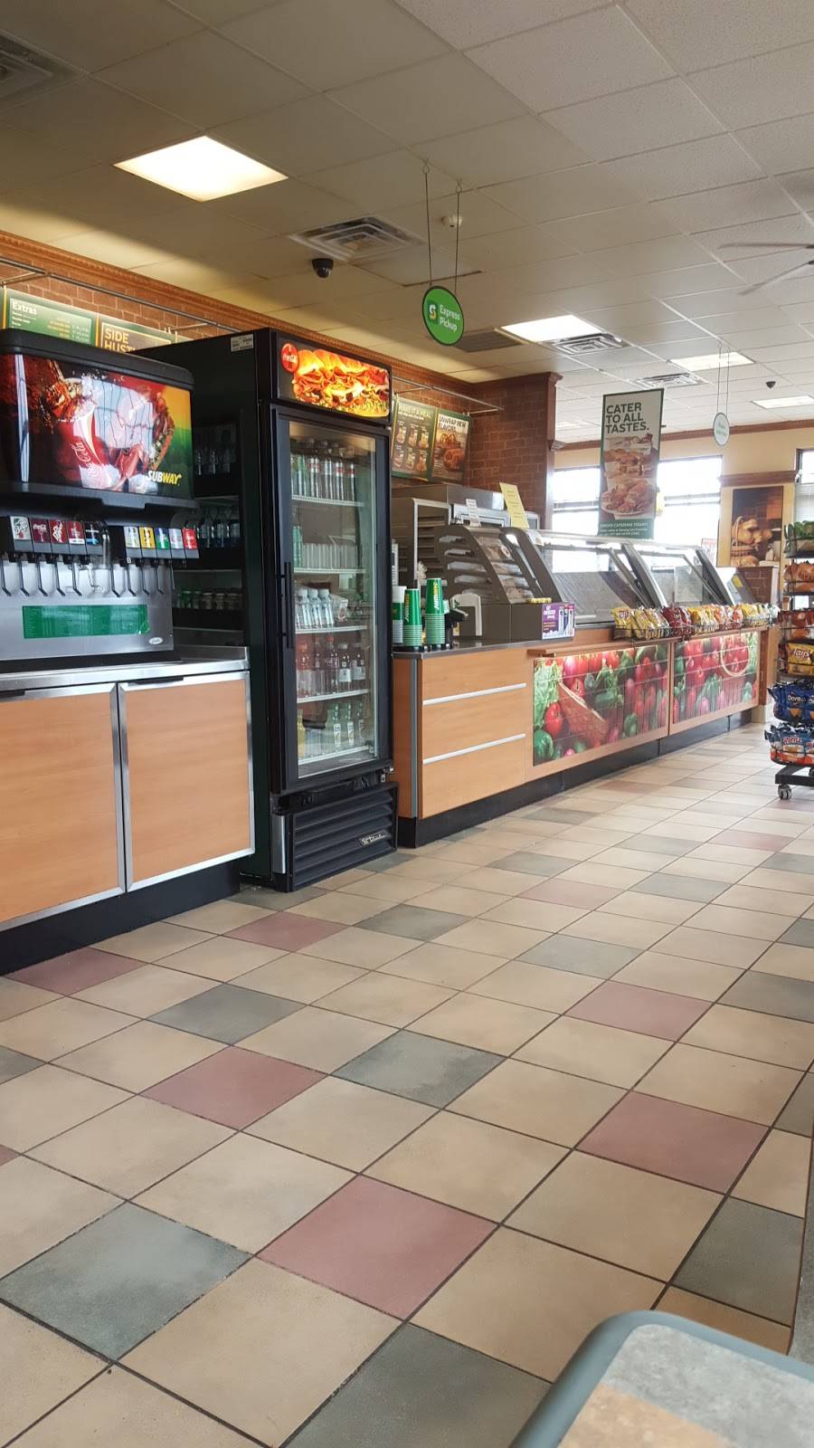 Subway Restaurants | restaurant | 1526 S Commercial St Unit A, Neenah, WI 54956, USA | 9207279266 OR +1 920-727-9266