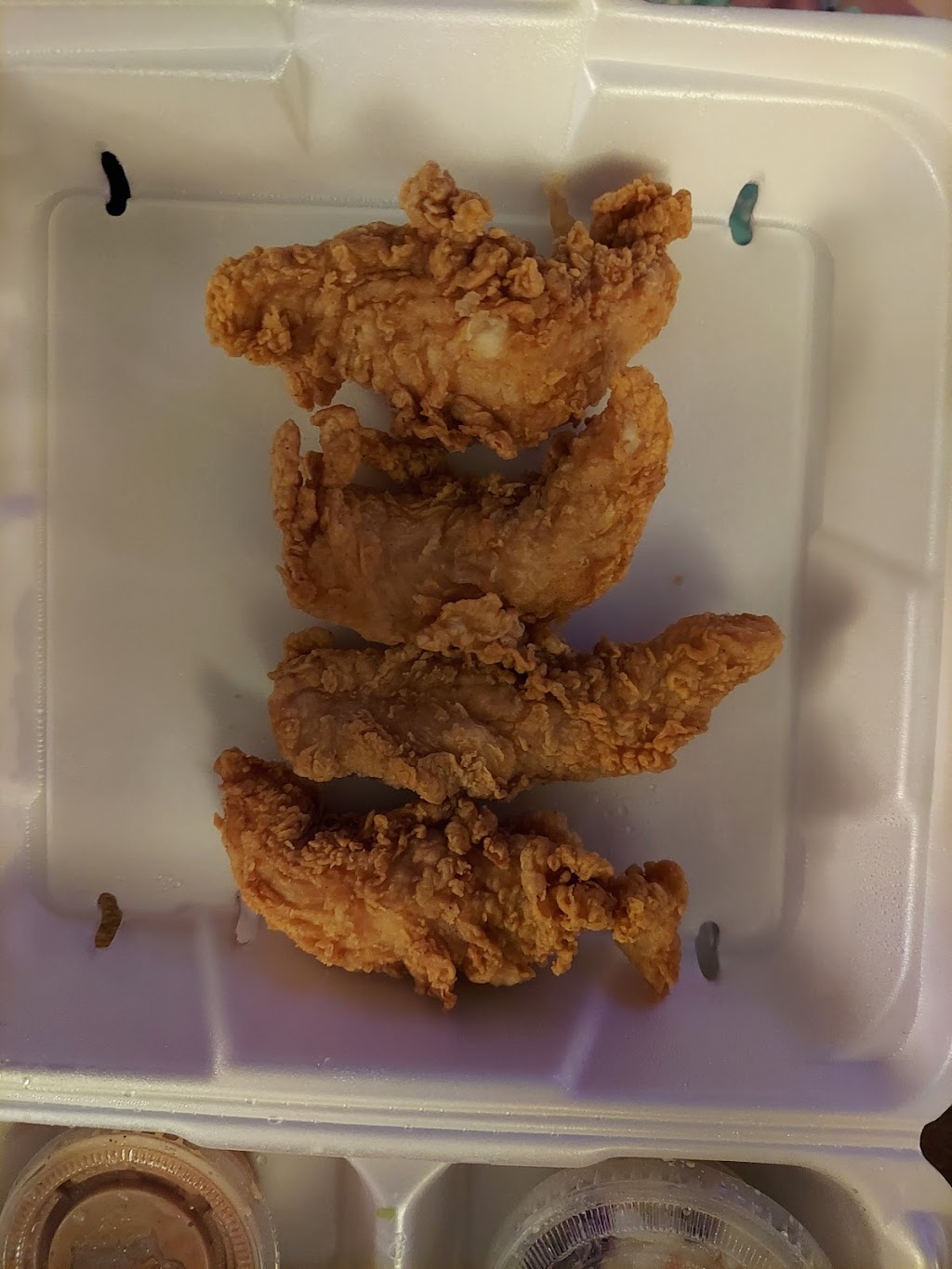 Raising Canes Chicken Fingers | restaurant | 230 Collins Rd NE, Cedar Rapids, IA 52402, USA | 7792383618 OR +1 779-238-3618