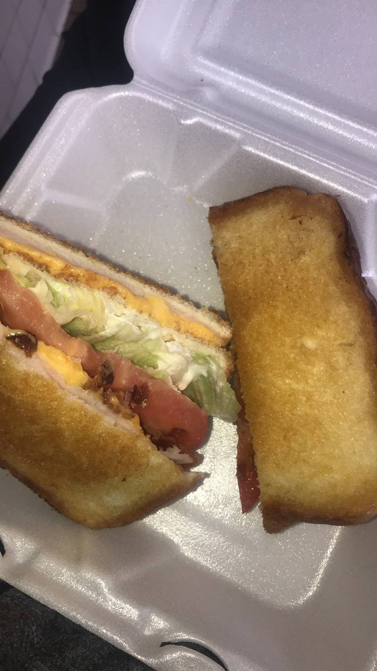 Slyders | restaurant | 100 E Grayson St, Hillsville, VA 24343, USA | 2767282960 OR +1 276-728-2960