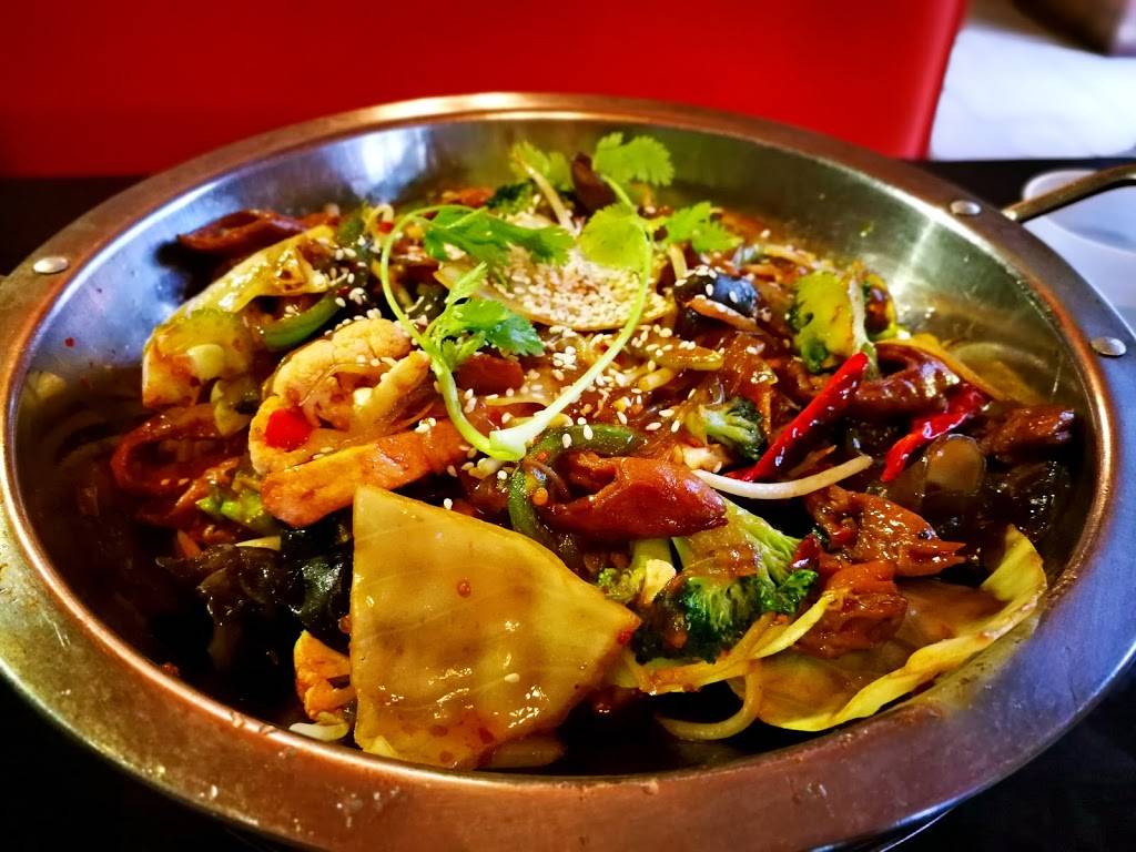 Sizzling Pot King 香锅大王 | restaurant | 769 W Jackson Blvd, Chicago, IL 60661, USA | 3122919053 OR +1 312-291-9053