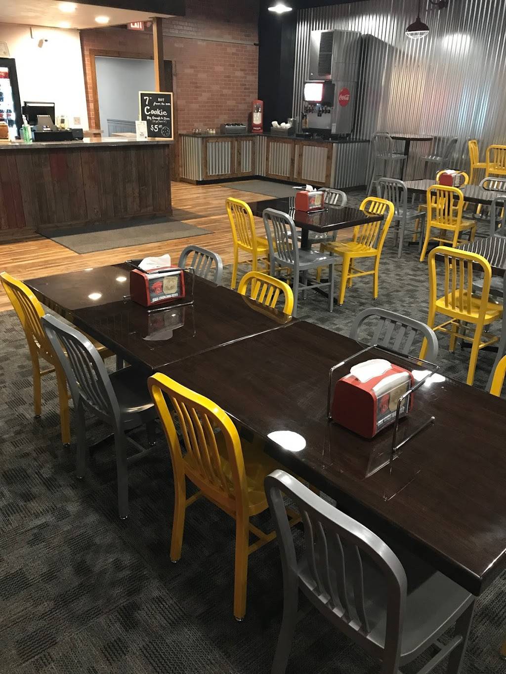 Sammy Gs Brick House | restaurant | 135 S Washington St, Remsen, IA 51050, USA | 7127861222 OR +1 712-786-1222