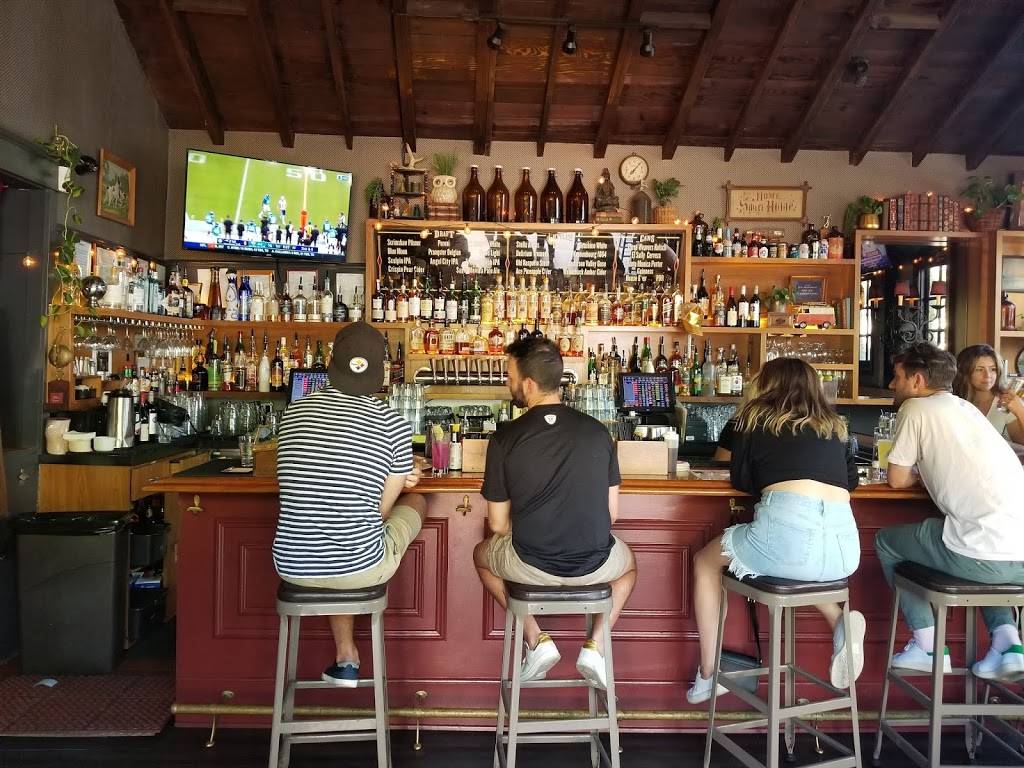 The Den On Sunset | restaurant | 8226 Sunset Blvd, West Hollywood, CA 90046, USA | 3236560336 OR +1 323-656-0336