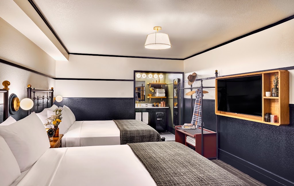 High Country Motor Lodge - Flagstaff Hotel | restaurant | 1000 W Rte 66, Flagstaff, AZ 86001, USA | 8669284265 OR +1 866-928-4265