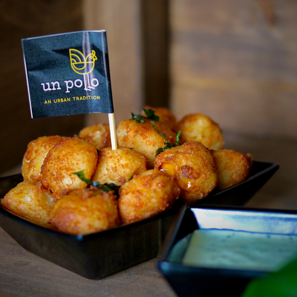 Un Pollo at The Doral Yard | restaurant | 8455 NW 53rd St Suite 106, Doral, FL 33166, USA | 7868676556 OR +1 786-867-6556