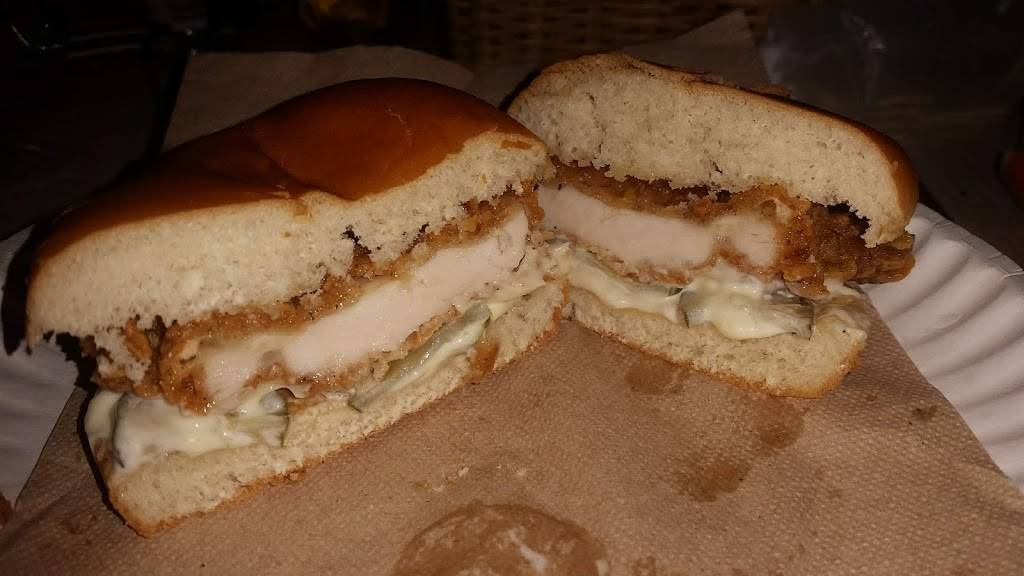 KFC | restaurant | 415 S Randall Rd, Algonquin, IL 60102, USA | 8478547386 OR +1 847-854-7386