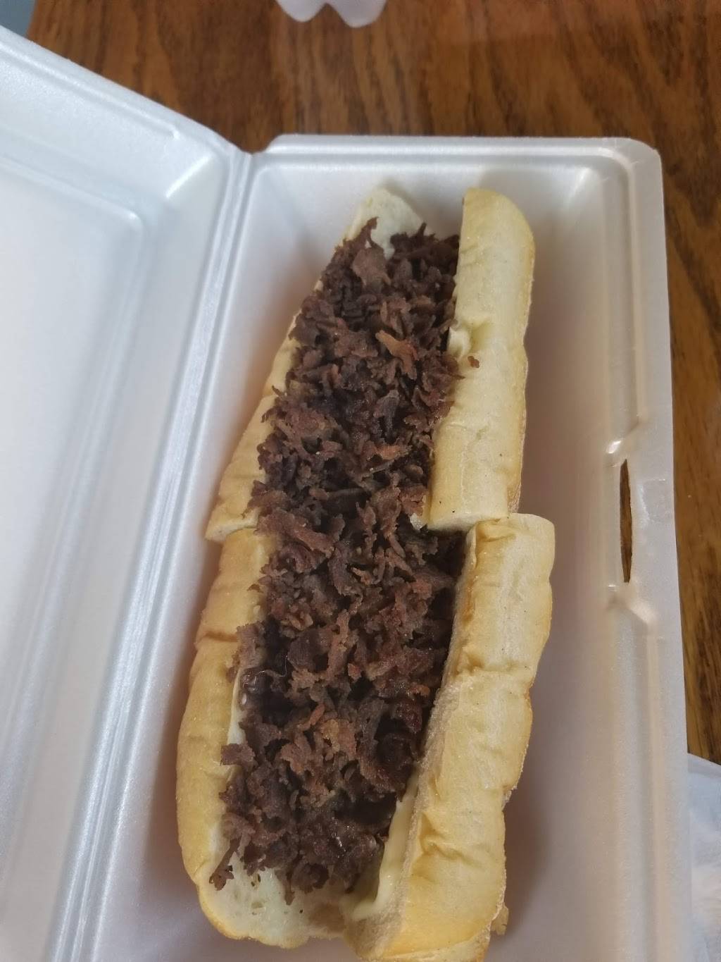 Woodys Cheesesteaks | restaurant | 431 N Church St, Hendersonville, NC 28792, USA | 8285952991 OR +1 828-595-2991