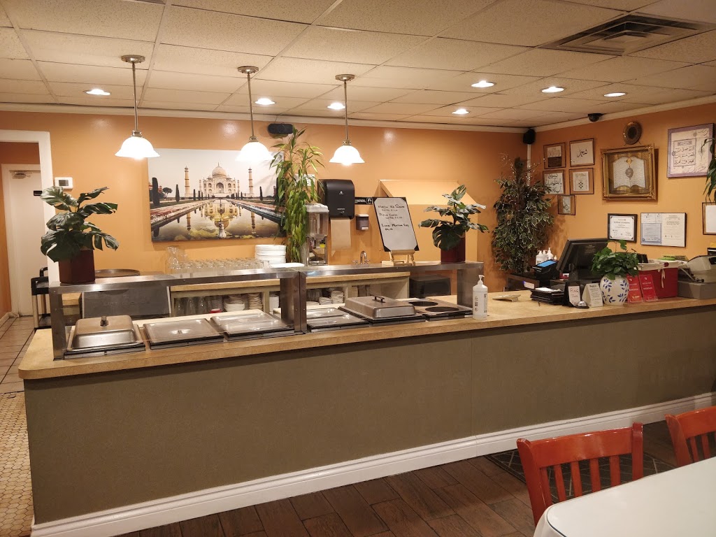 Hyderabad House Family Dining | restaurant | 2226 W Devon Ave, Chicago, IL 60659, USA | 7733385566 OR +1 773-338-5566